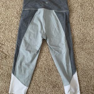 Athleta crop leggings